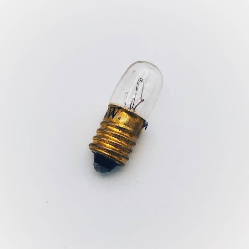 B1325 32 Volt 5W MES E10 base Instrument Panel bulb with 10mm